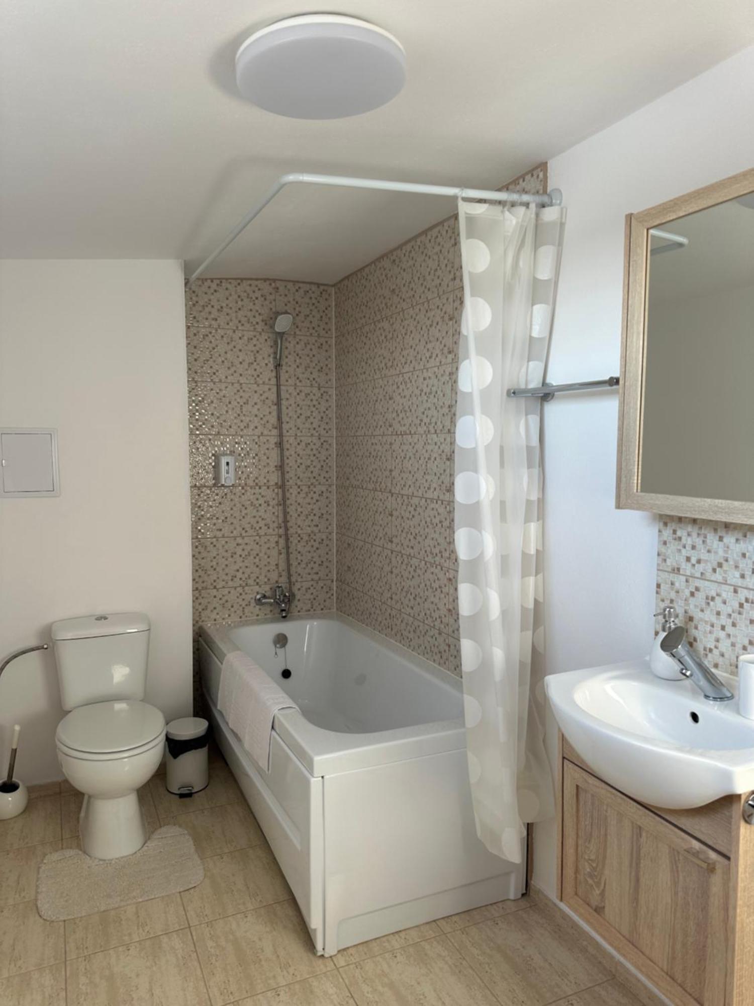 Jokai Apartments Nr9, Code Entry Sfântu-Gheorghe 外观 照片